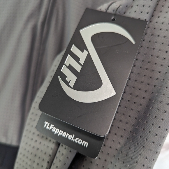 TLF Apparel Jacket Womens Medium Maddox Gray Half Zip Jacket Crop Athletic - Picture 5 of 13